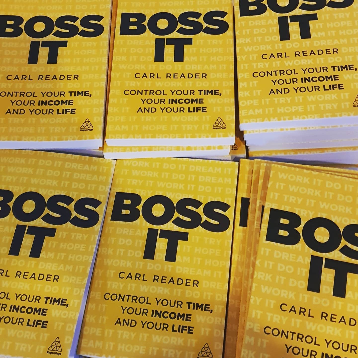 BOSS IT by Carl Reader, book cover